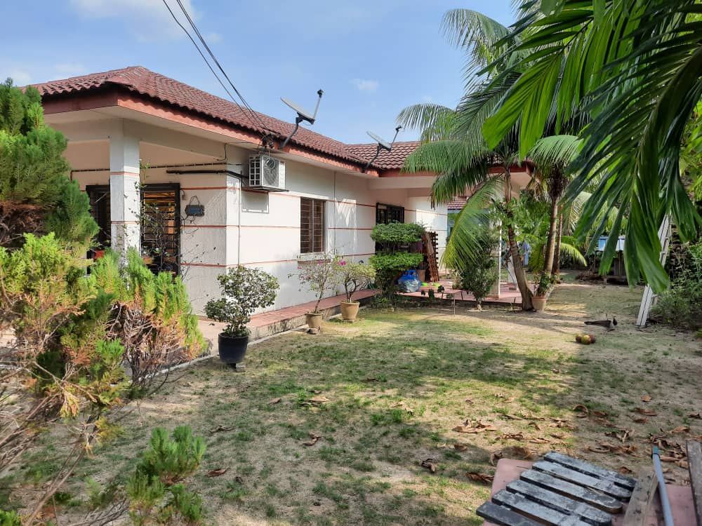BANGLO 1sty Tanah Luas Kota Perdana Seri Kembangan - photo 3