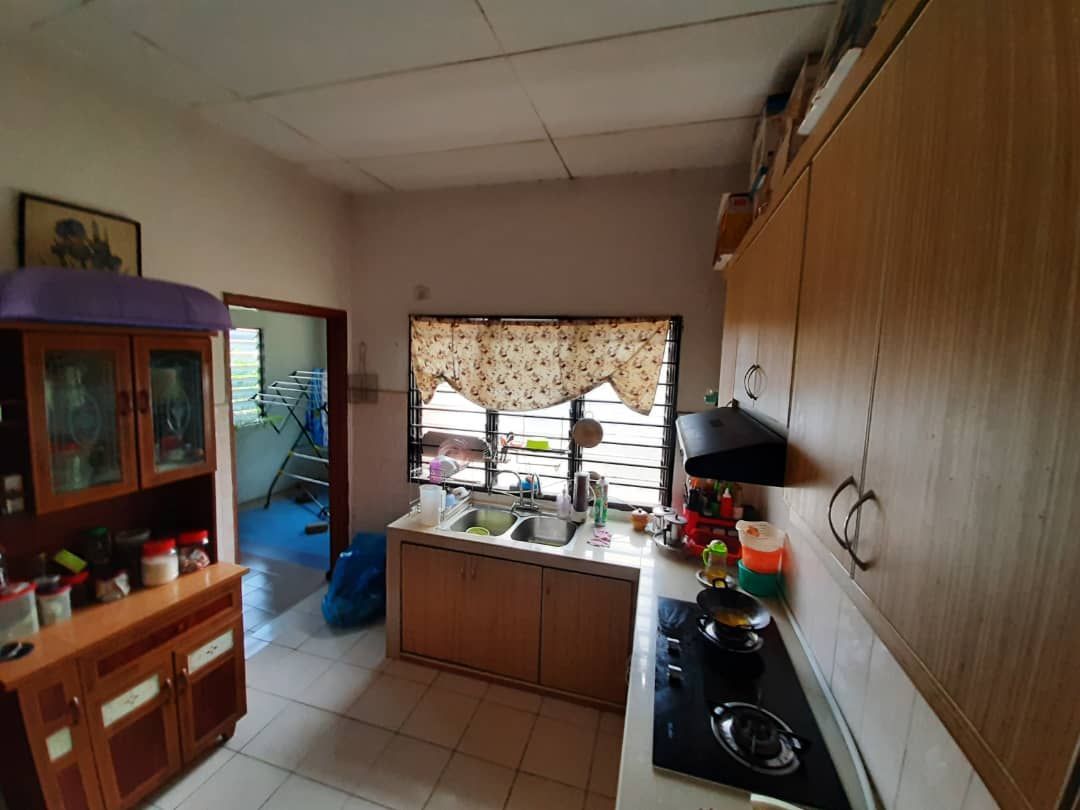 BANGLO 1sty Tanah Luas Kota Perdana Seri Kembangan - photo 4