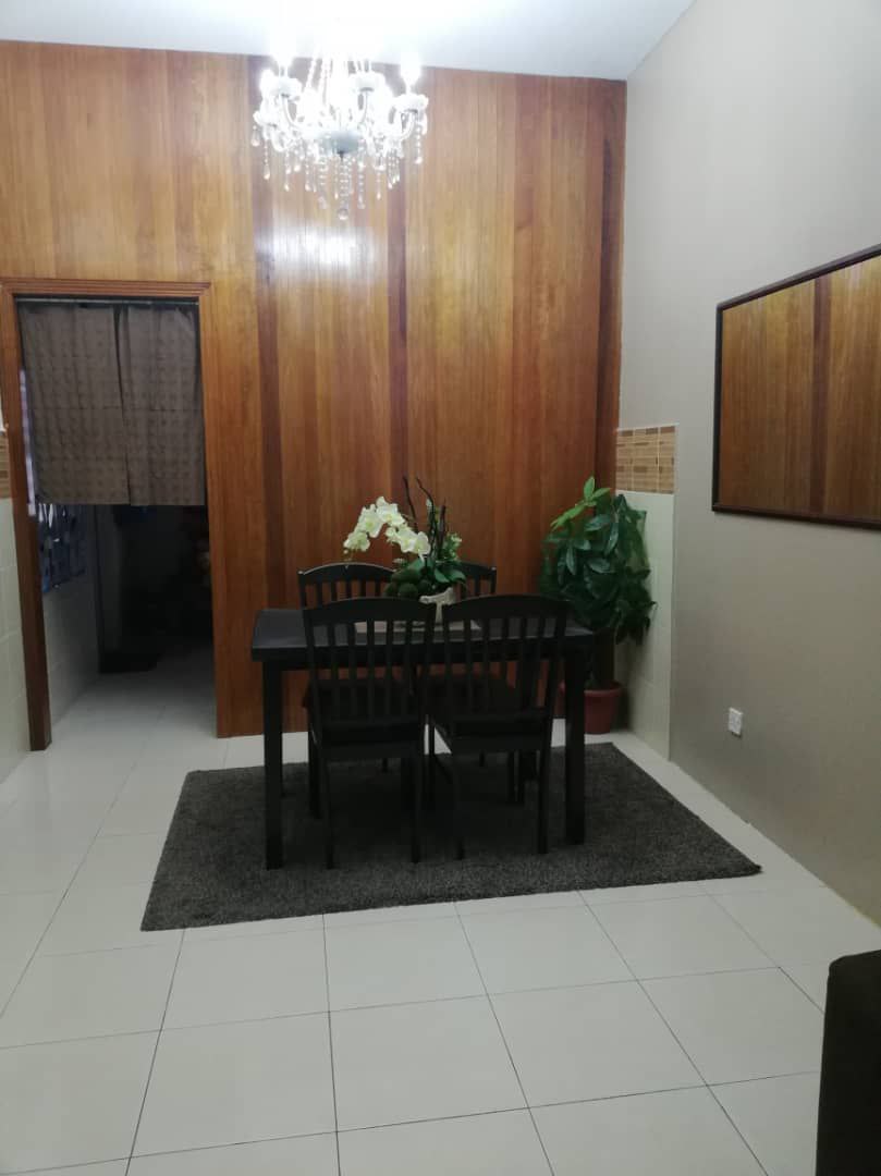 GROND FLOOR RENOVATED TOWN VILLA TMN TASIK Puchong - photo 3