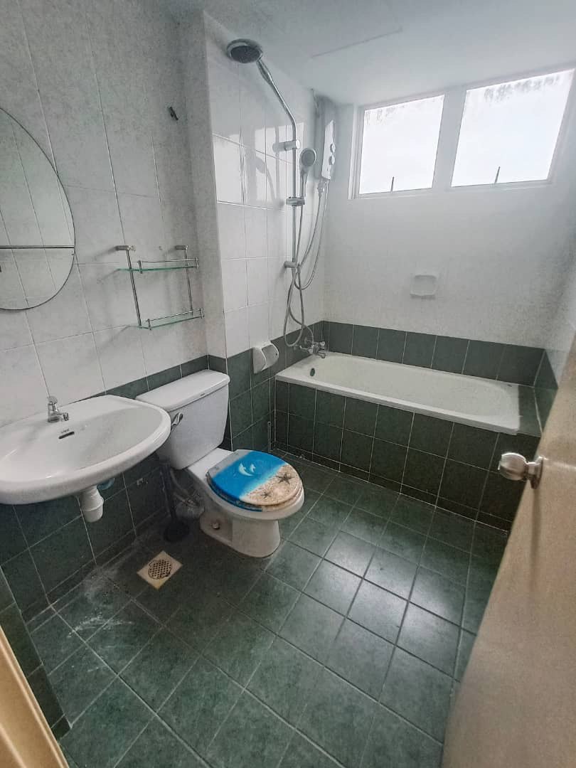 FURNISHED Prima Duta Condominium Dutamas Segambut - photo 9
