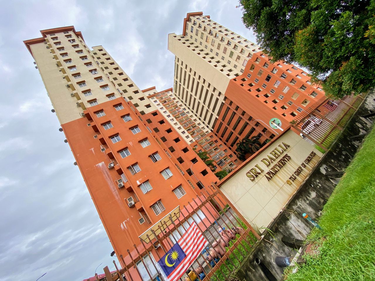 Sri Dahlia Apartment Taman Sepakat Indah Kajang