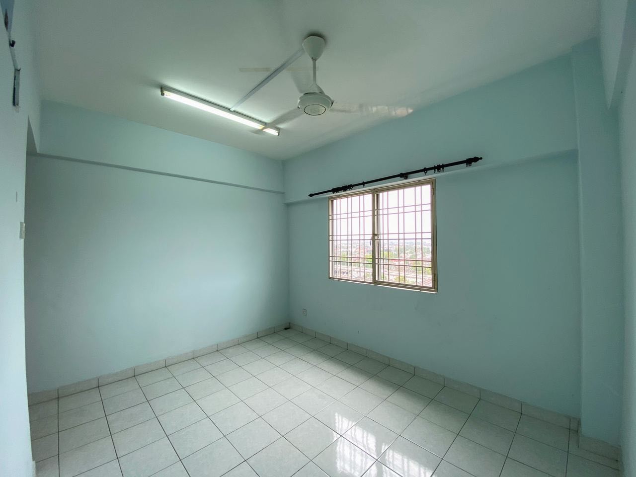 Sri Dahlia Apartment Taman Sepakat Indah Kajang - photo 4