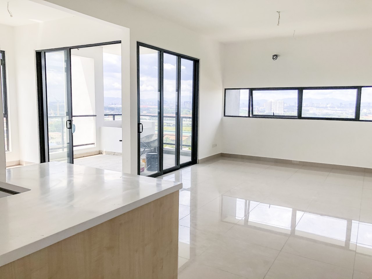 CONDOMINIUM THE ARMANNA KEMUNING PRIMA SEKSYEN 32 - photo 4