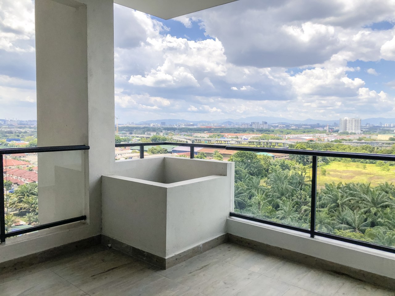 CONDOMINIUM THE ARMANNA KEMUNING PRIMA SEKSYEN 32 - photo 6