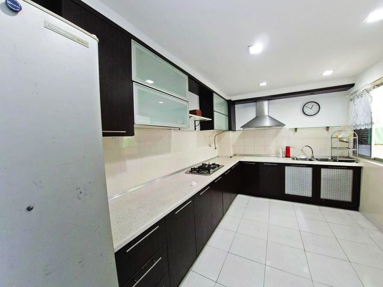 FURNISH Perdana Emerald Condo Damansara Perdana - photo 4