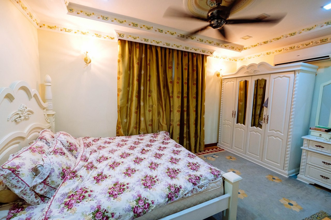 2 STOREY BUNGALOW WITH OFFICE SPACE Subang Bestari - photo 5