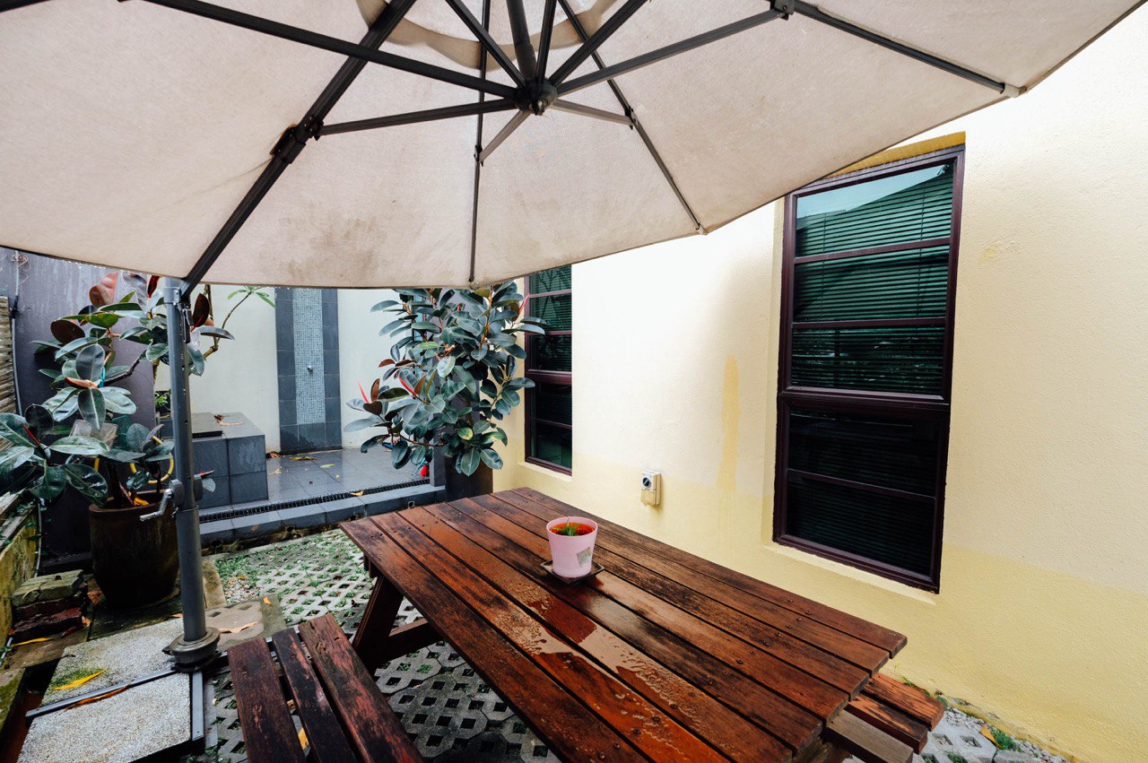 Fully Furnished Renovated BUNGALOW SEKSYEN 13 - photo 2