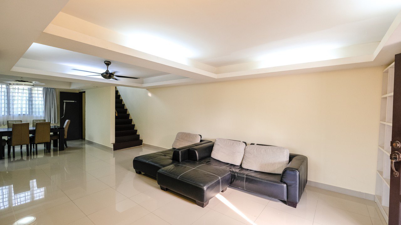Double Storey Corner House Taman Bukit Serdang - photo 2