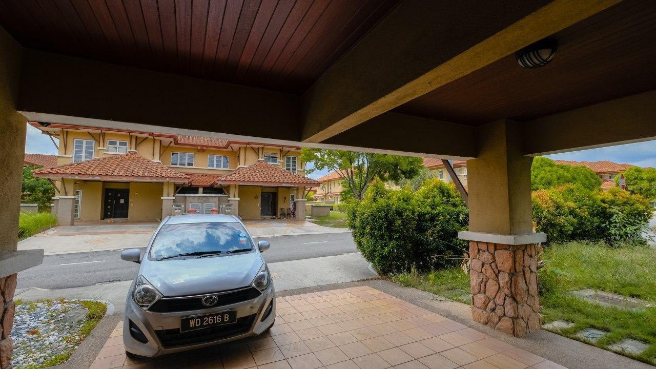 RENOVATED SemiD 2Sty CornerLot Presint14 PUTRAJAYA - photo 2