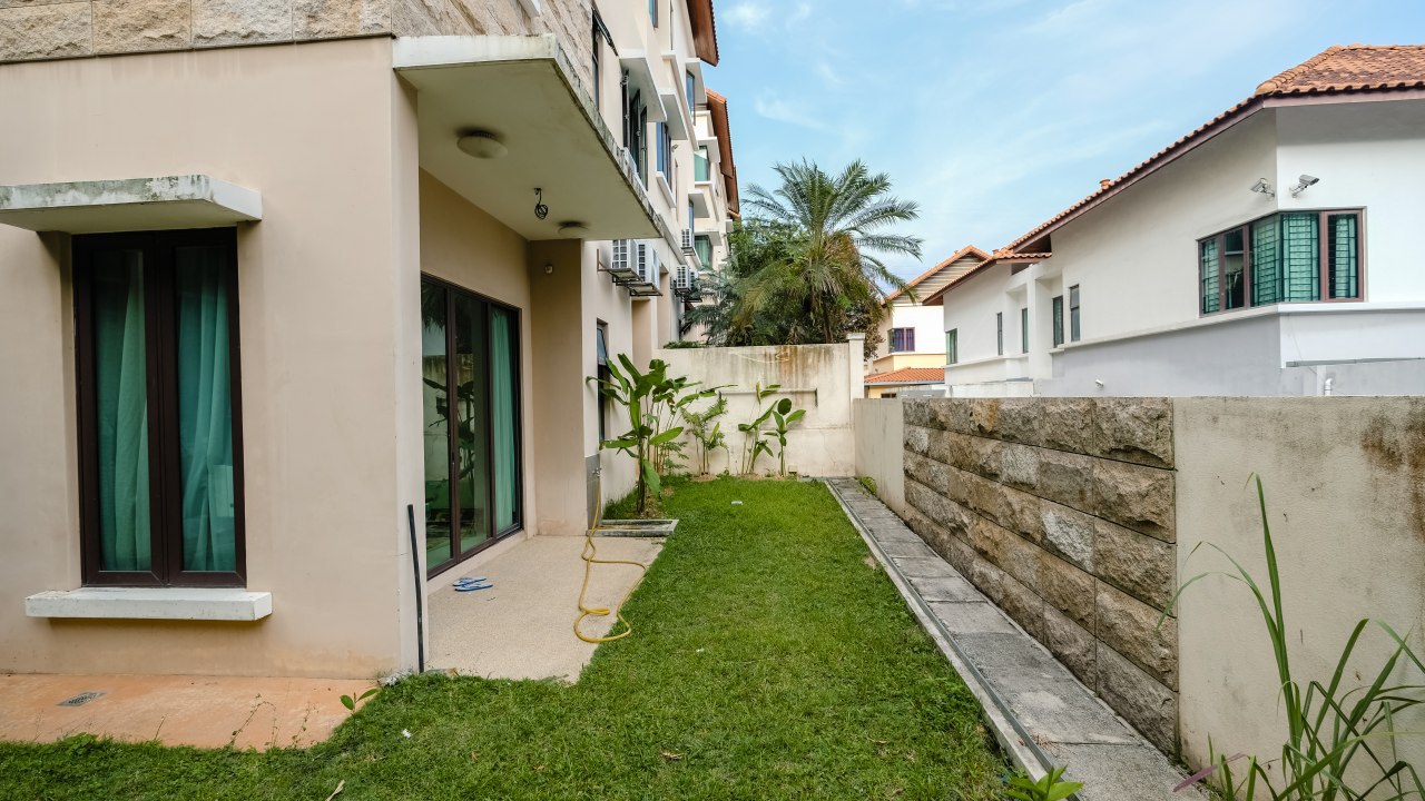 Malay Reserved 3STOREY CORNER SEMI D KIARA VIEW - photo 4