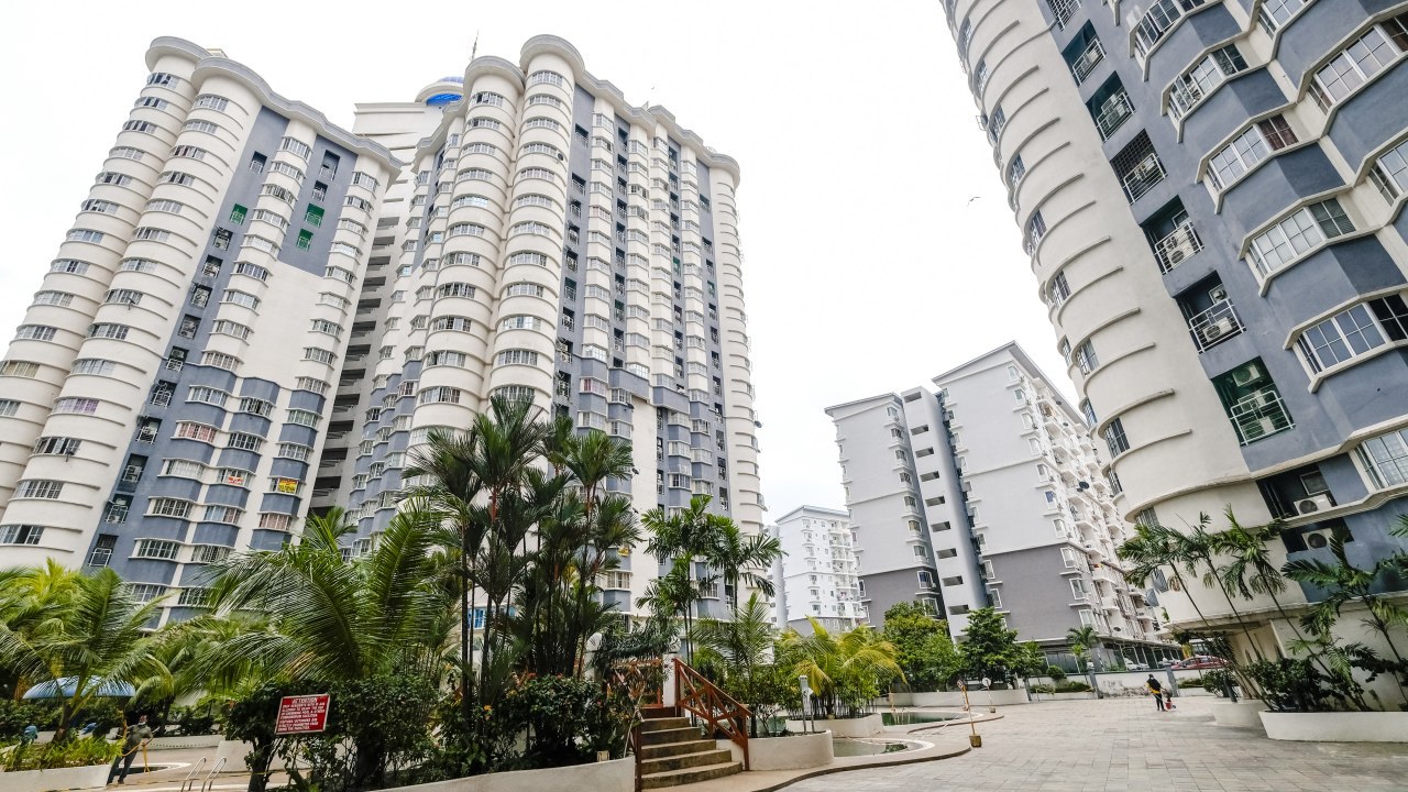 NON BUMI Regency Condominium Klang Jalan Pelangi