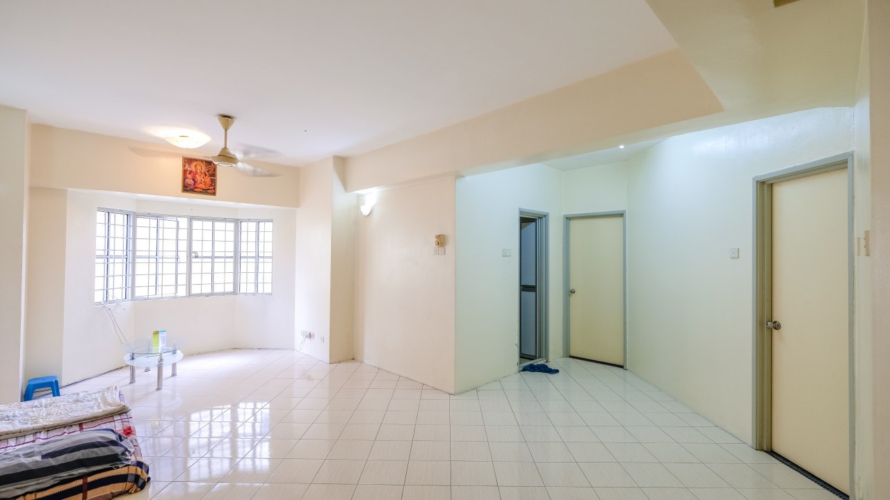 NON BUMI Regency Condominium Klang Jalan Pelangi - photo 4