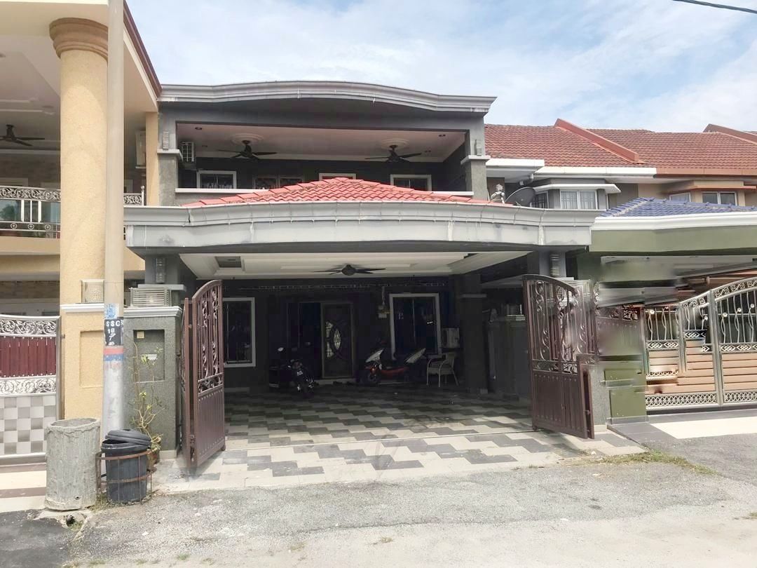 FULLY RENOVATED 2Sty TMN TELOK GADONG INDAH Klang - photo 1