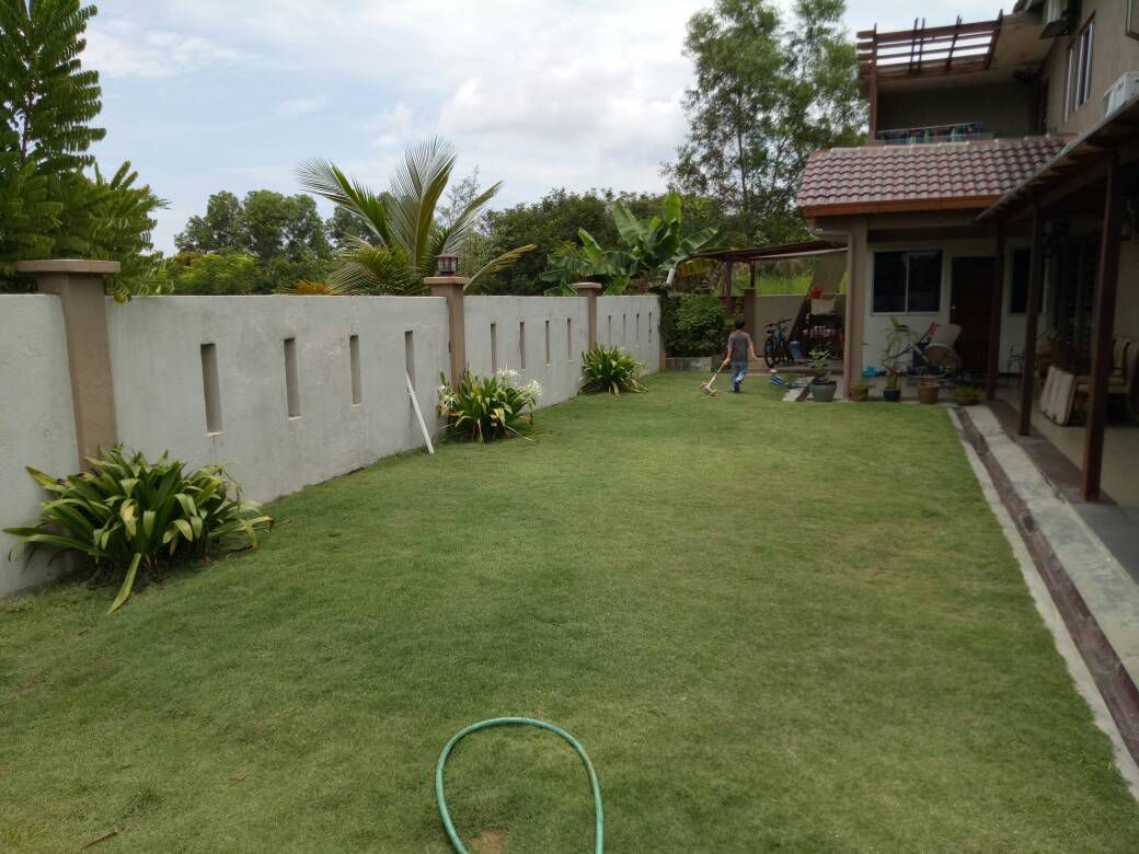 CORNER LOT Double Storey House Tmn Lestari Putra - photo 2