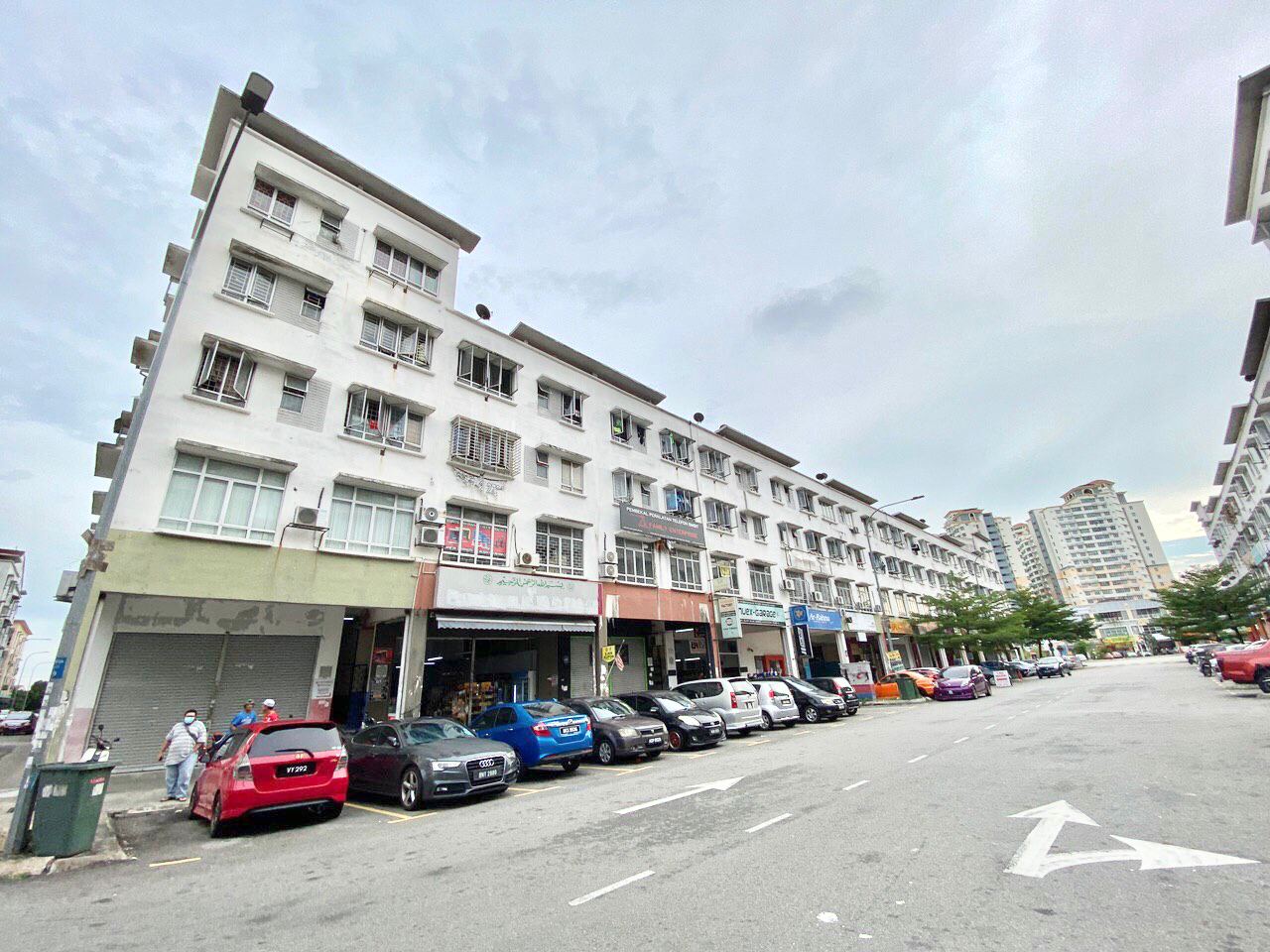 Residential Shop Apartment Dataran Otomobil