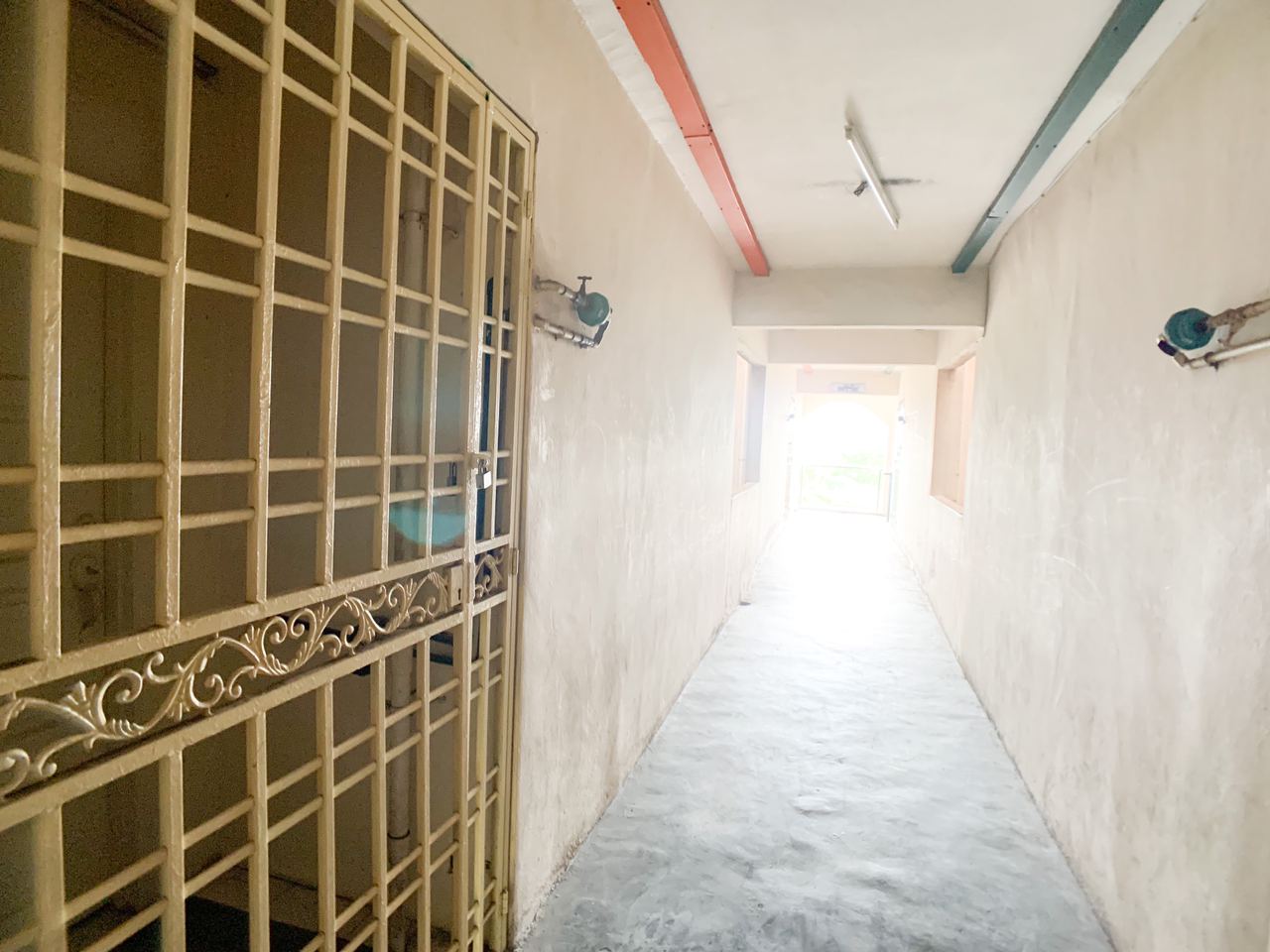 Blok B  Golden Villa Apartment Taman Sejahtera