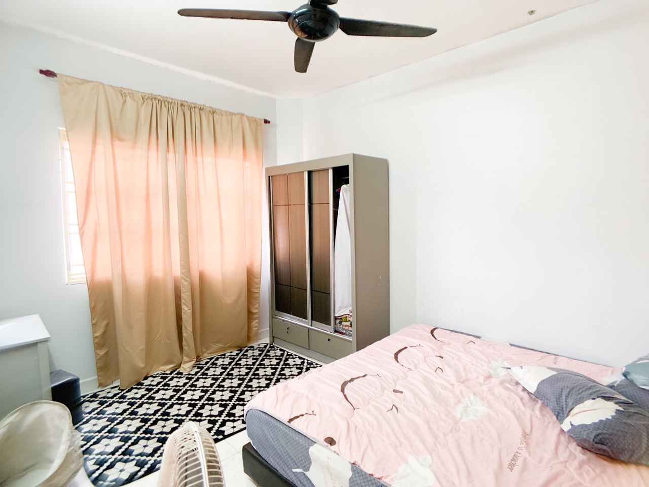 Blok B  Golden Villa Apartment Taman Sejahtera - photo 5