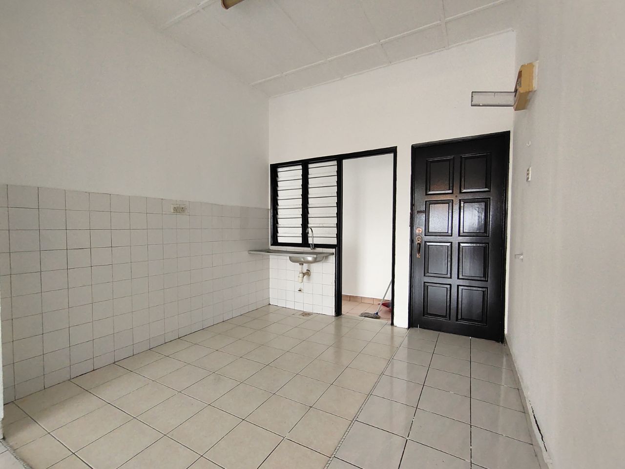 LEVEL4 APARTMENT MERAK Subang Bestari SHAH ALAM - photo 4