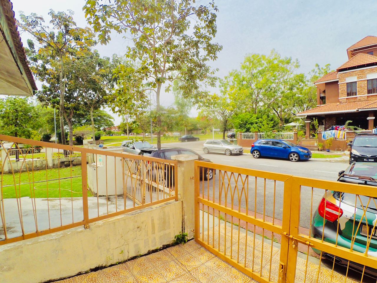 2STY RENOVATED HOUSE BANDAR NUSAPUTRA Puchong - photo 2