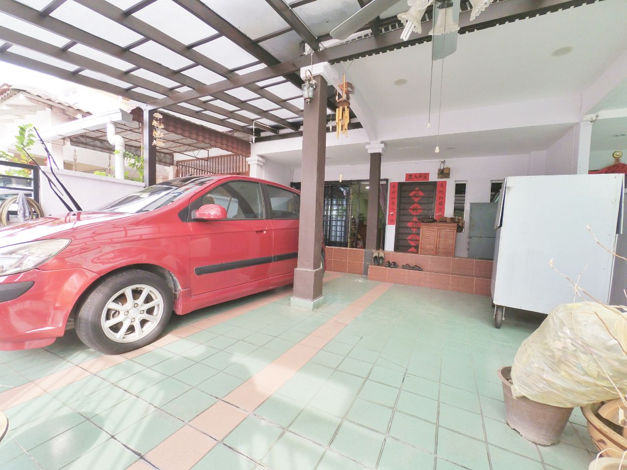 RENOVATED Double Storey Taman Bayu Perdana Klang - photo 2
