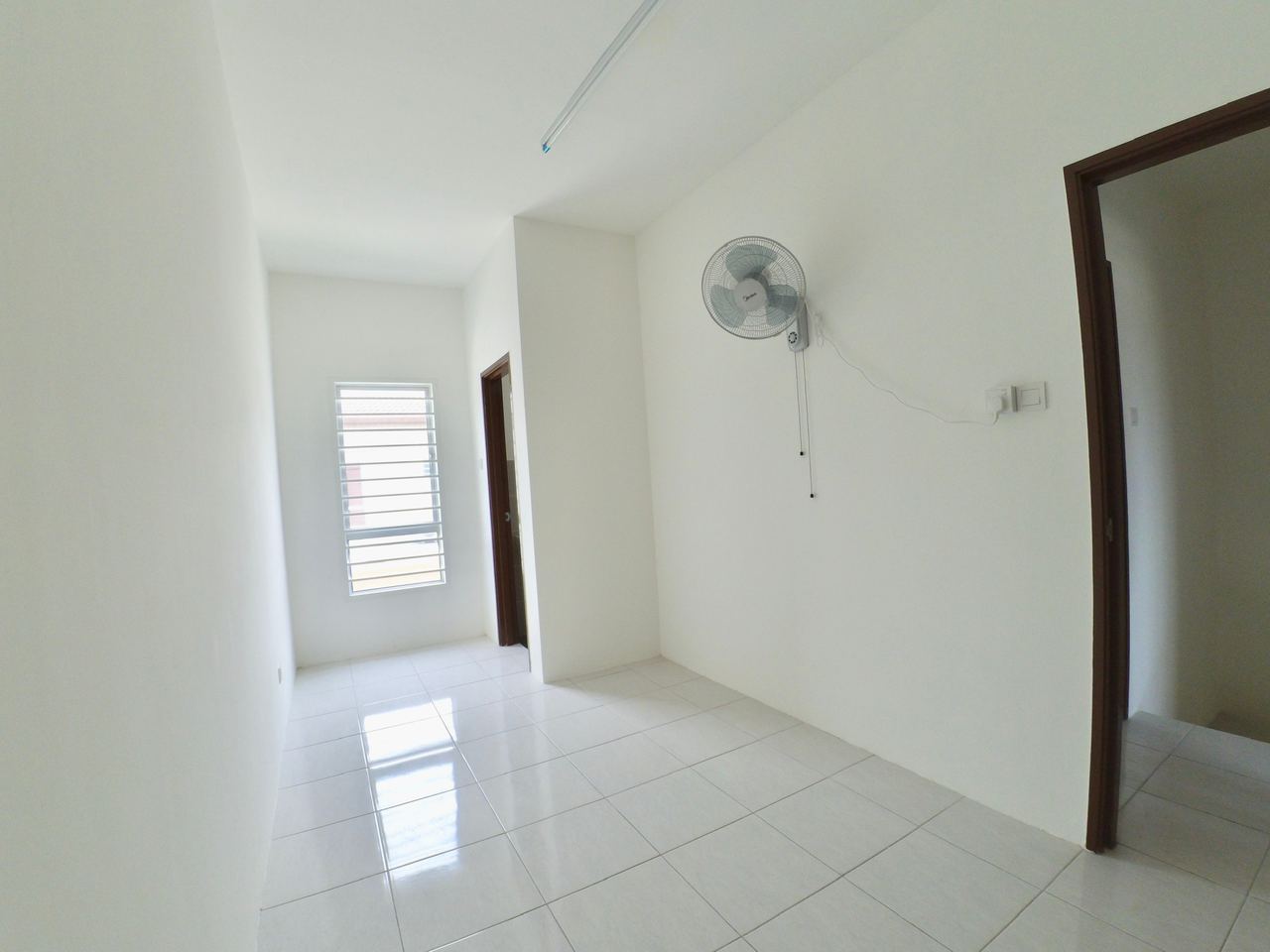Double Storey  House Desiran Bayu Puchong - photo 7