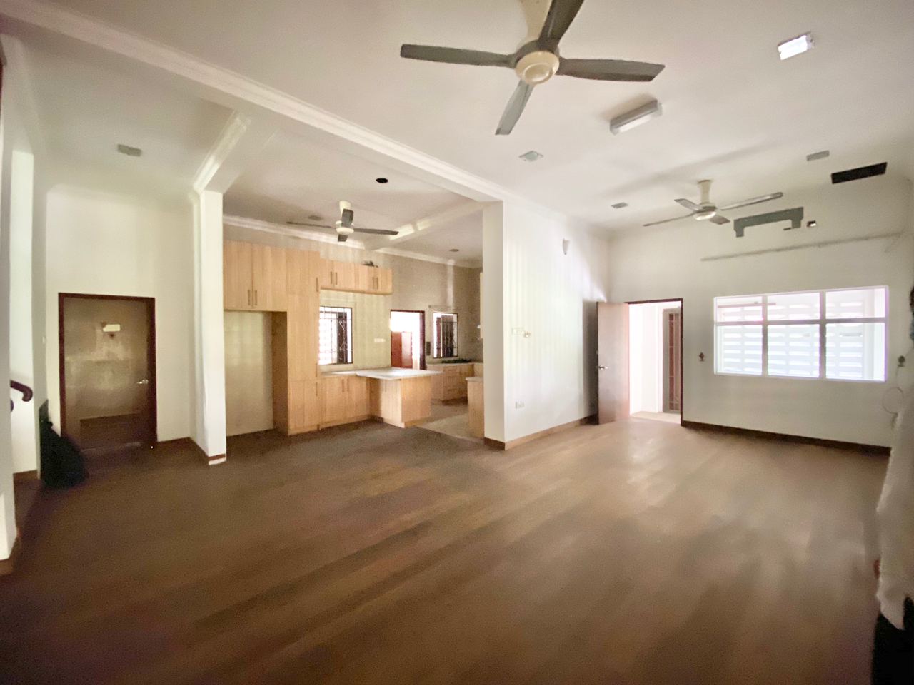 TANAH LUAS BUNGALOW Jalan Platinum Seksyen 7 - photo 7