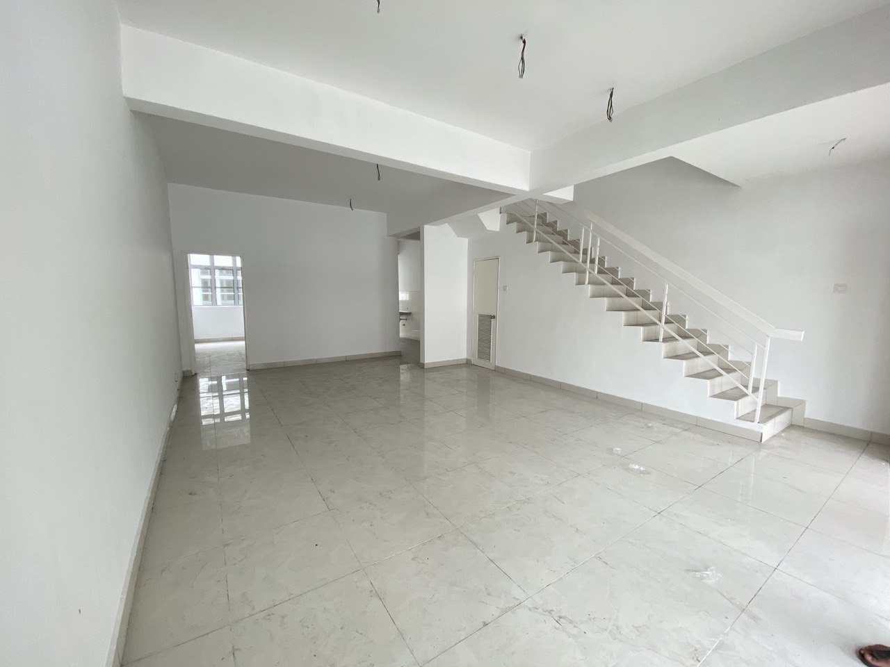 DOUBLE STOREY  TAMAN DATO DEMANG SRI KEMBANGAN - photo 3
