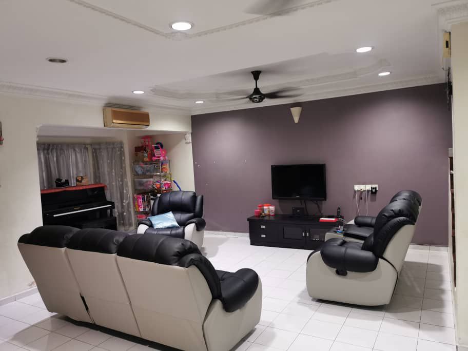 RENOVATED Double Storey House Taman Bukit Rimau - photo 1