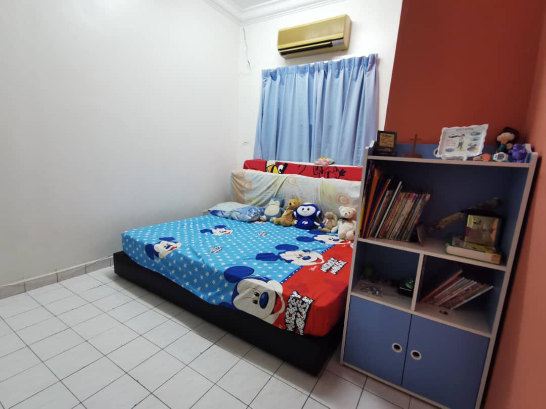 RENOVATED Double Storey House Taman Bukit Rimau - photo 4