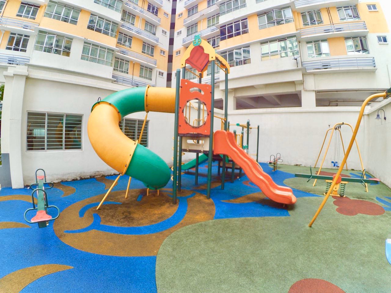 CONER LOT Mutiara Anggerik  Apartment Seksyen15 - photo 2