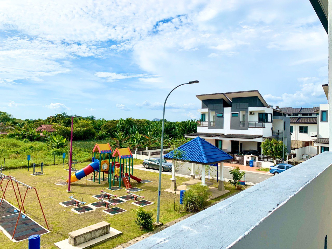 CONER LOT TripleStorey House Pool Villa Seksyen30 - photo 7
