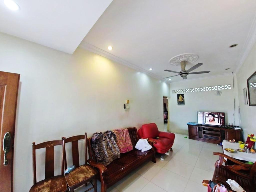 1 Storey House Taman Petaling Indah - photo 3