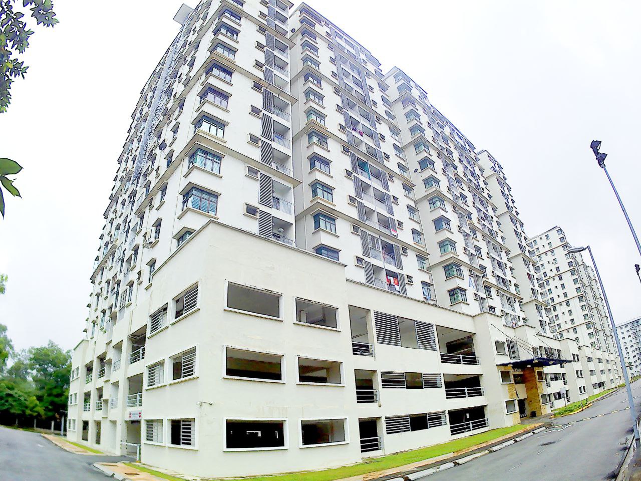 Kristal View Condominium Seksyen 7 - photo 2