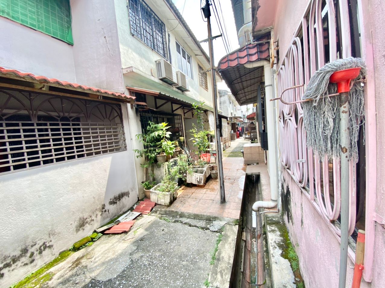 DOUBLE STY  HOUSE  TAMAN MASTIARA BATU 5 JALAN IPO - photo 12