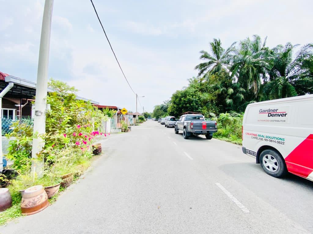 Single Sty House TMN DESA KENCANA Jalan Belimbing - photo 2