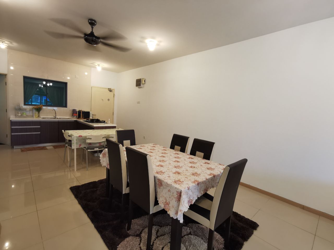 END LOT WITH BALCONY Vista Alam Shah Alam - photo 4