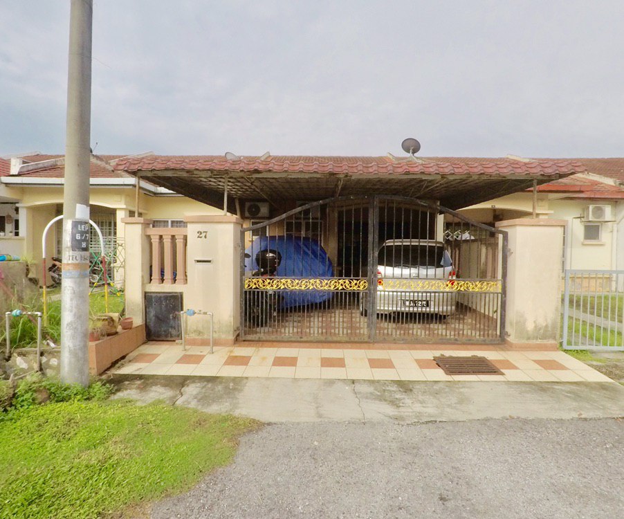 1 Sty House Tmn Lestari Putra Seksyen 6 Bdr Putra - photo 1