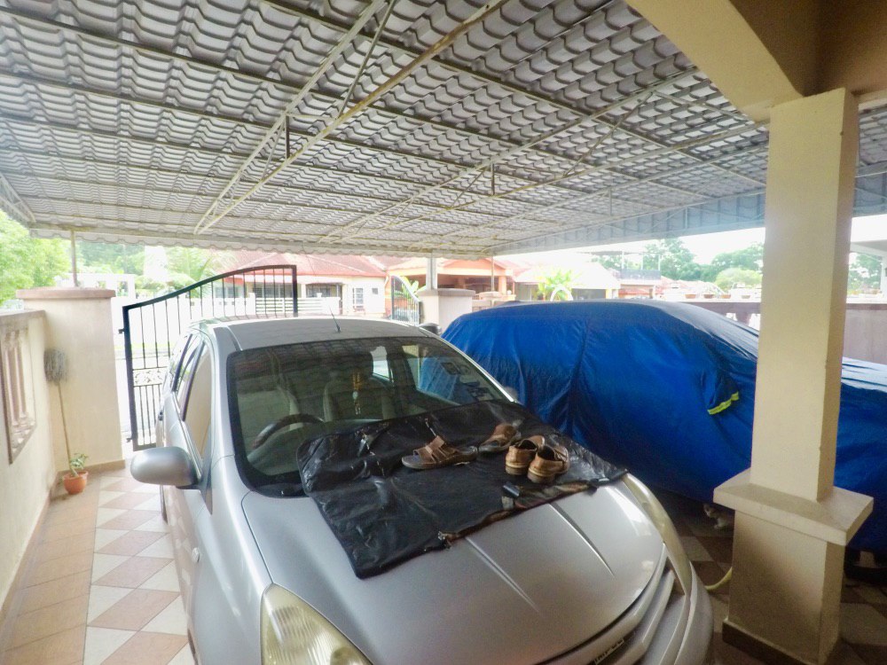 1 Sty House Tmn Lestari Putra Seksyen 6 Bdr Putra - photo 3