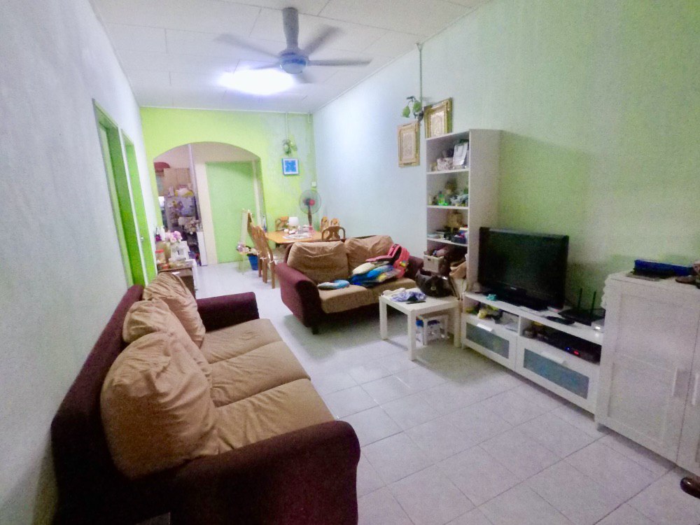 1 Sty House Tmn Lestari Putra Seksyen 6 Bdr Putra - photo 4