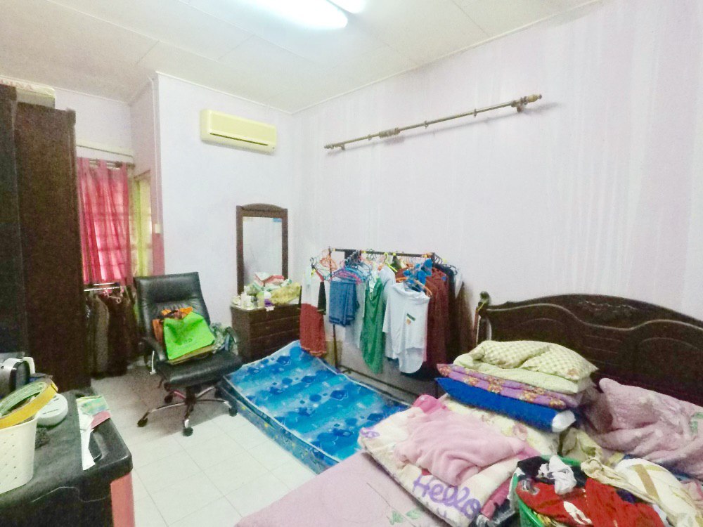1 Sty House Tmn Lestari Putra Seksyen 6 Bdr Putra - photo 9