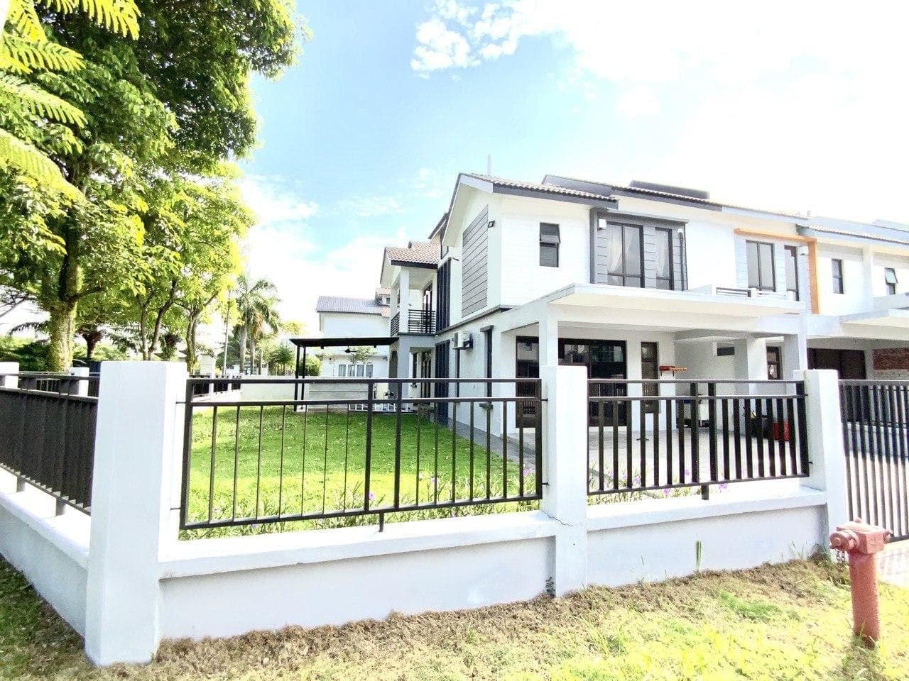 CORNER LOT DOUBLE STOREY HOUSE LAKESIDE RESIDENCES - photo 7
