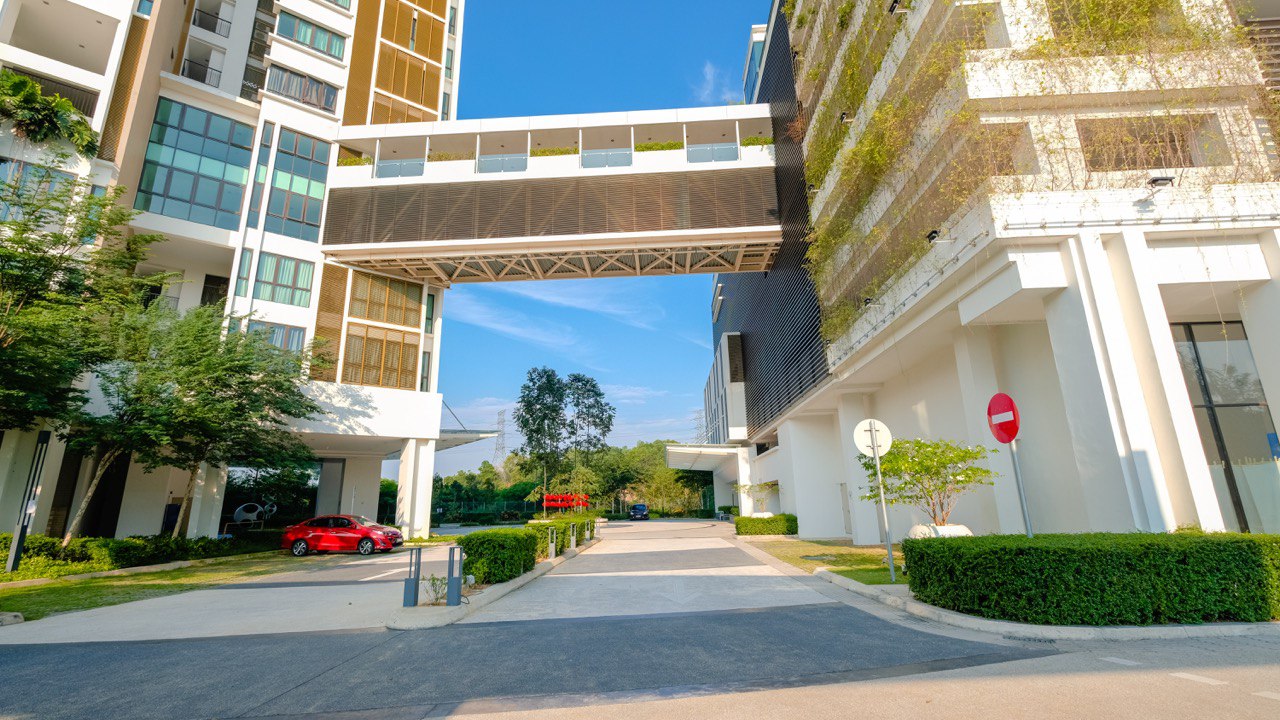 PUTRA RESIDENCE, PUTRA HEIGHTS SUBANG - photo 11