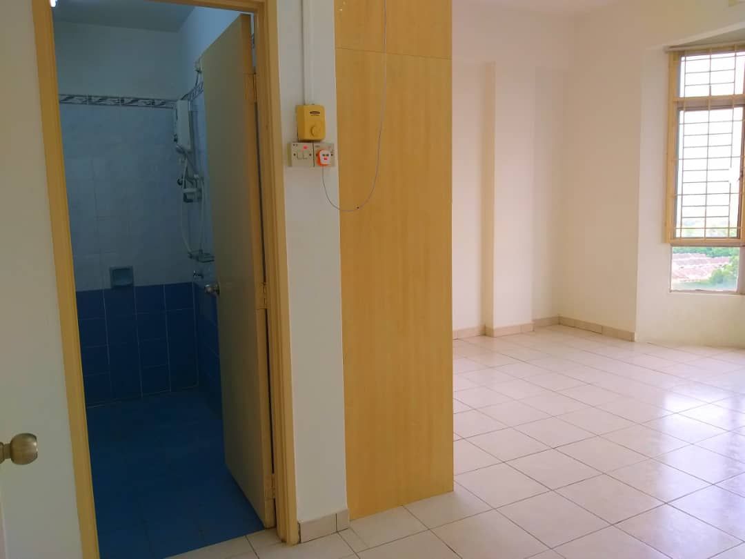 IMPIAN HEIGHT CONDOMINIUM BANDAR PUCHONG JAYA - photo 8