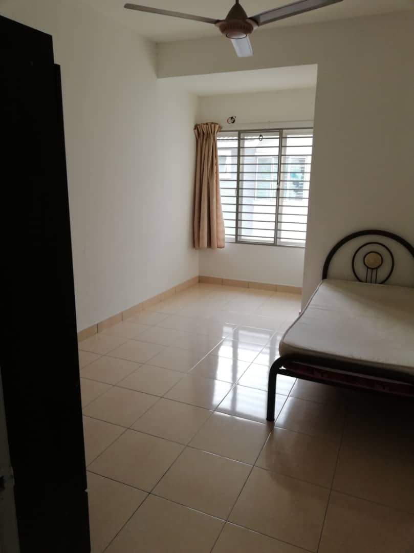 Double Storey  Taman Emas, Dengkil - photo 3