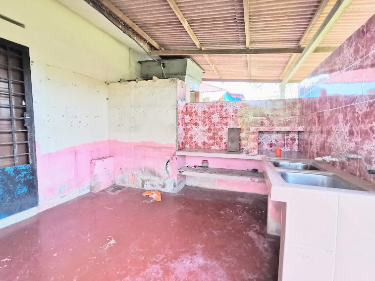 Single storey bungalow Chaah Segamat Johor - photo 5