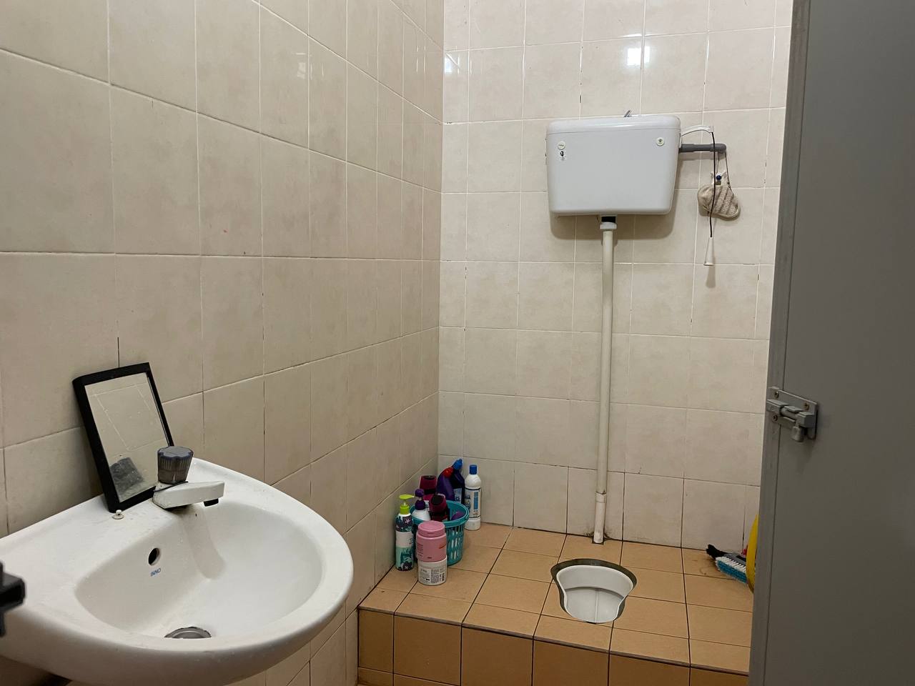 Semi D Single Sty Jalan Tanjung Pelepas Sek 30 - photo 9