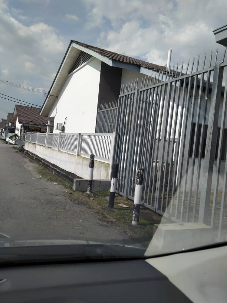 SINGLE STOREY TERRACE BANDAR PUTERA 2 - photo 1