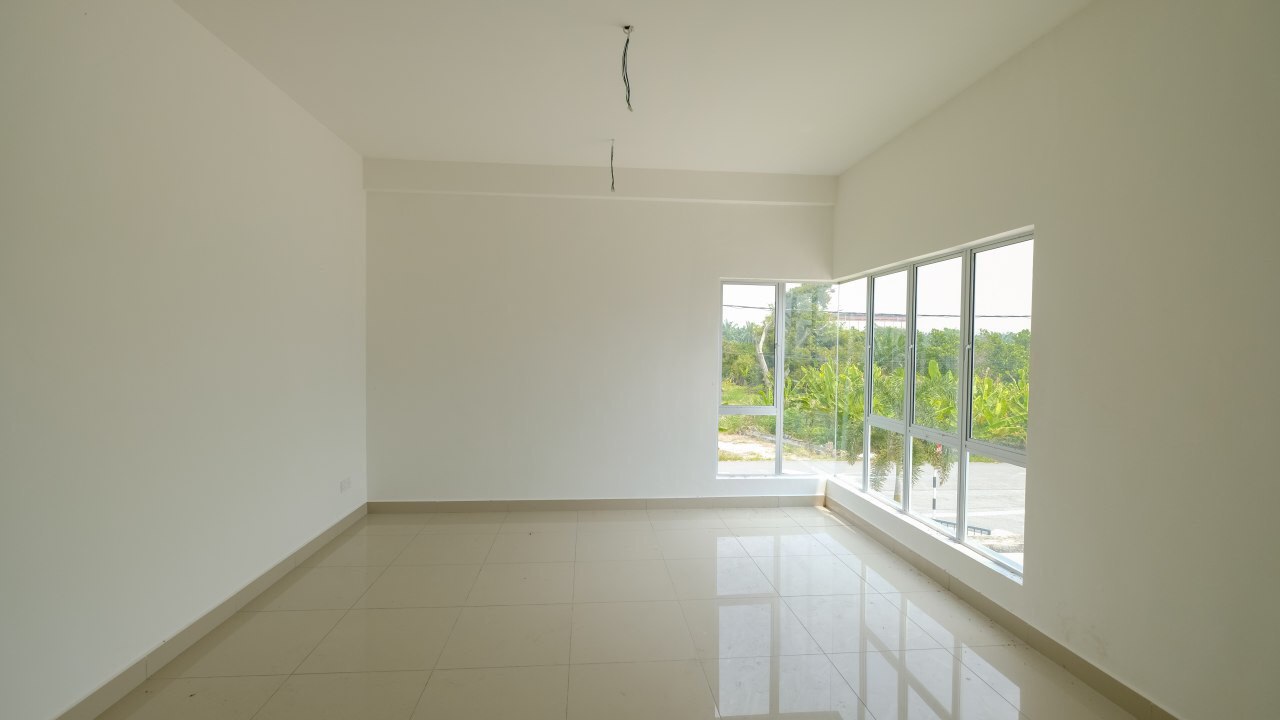NEW DOUBLE STOREY SEMI D CORNER LOT TELOK PANGLIMA - photo 6