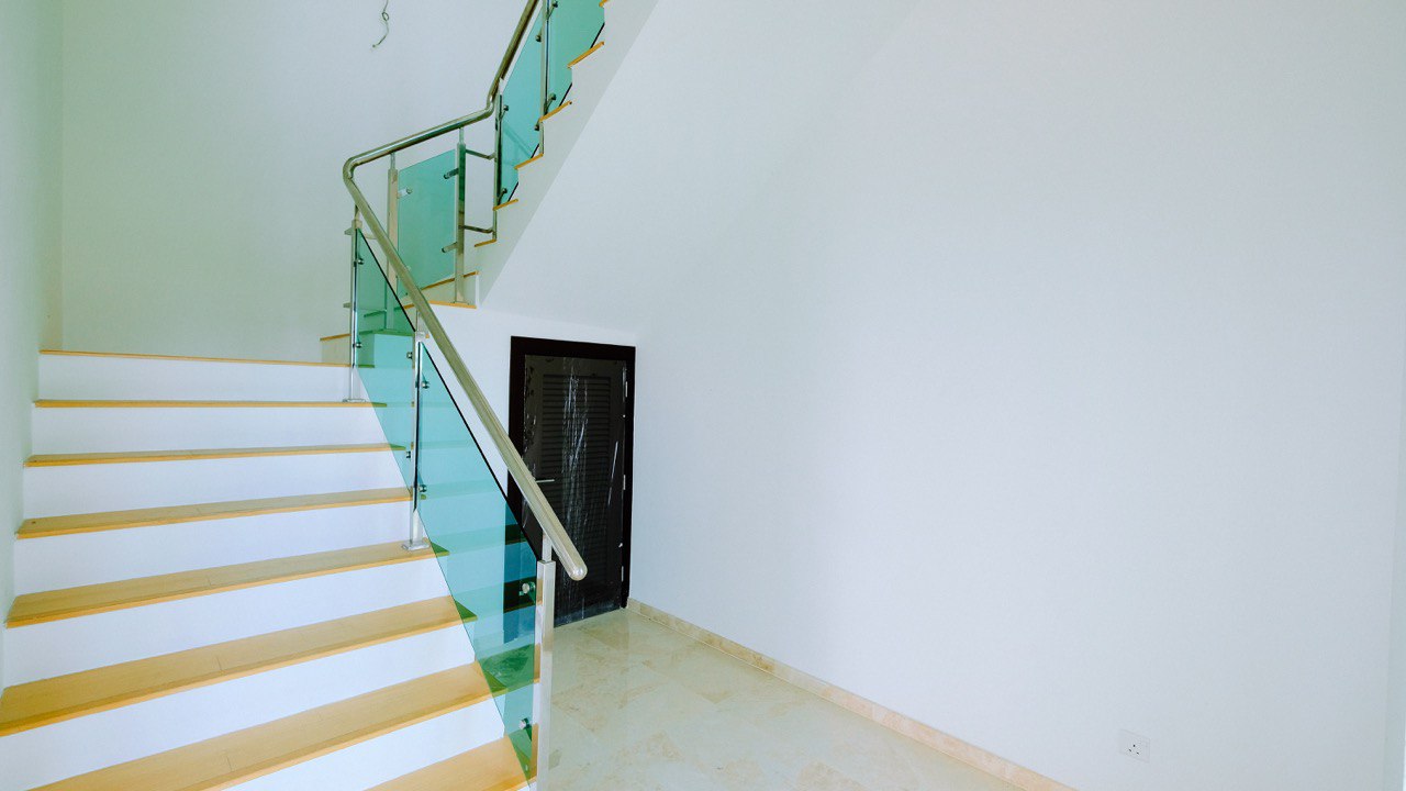 4 Sty Semi-D Luxury Kingsley Hills Putra Heights - photo 4