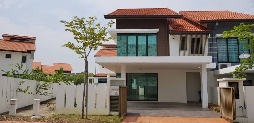 Freehold 2 Storey Superlink Type B1 Tari 2 Endlot - photo 1